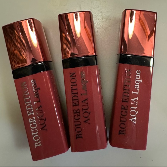 3 Bourjois Paris Rouge Edition Aqua Laque Lipstick in #01 Appechissant - Picture 1 of 3